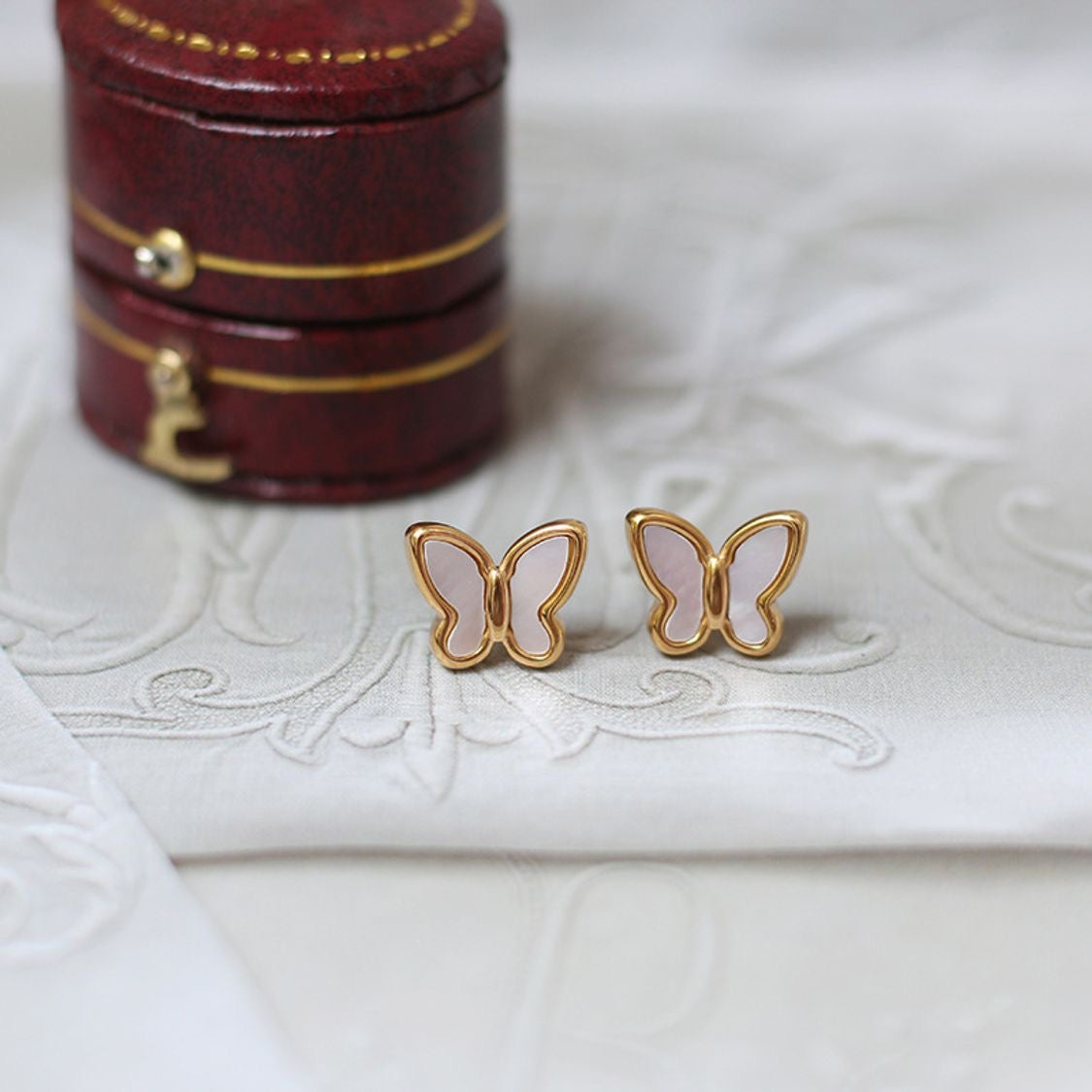 Sweet butterfly earrings