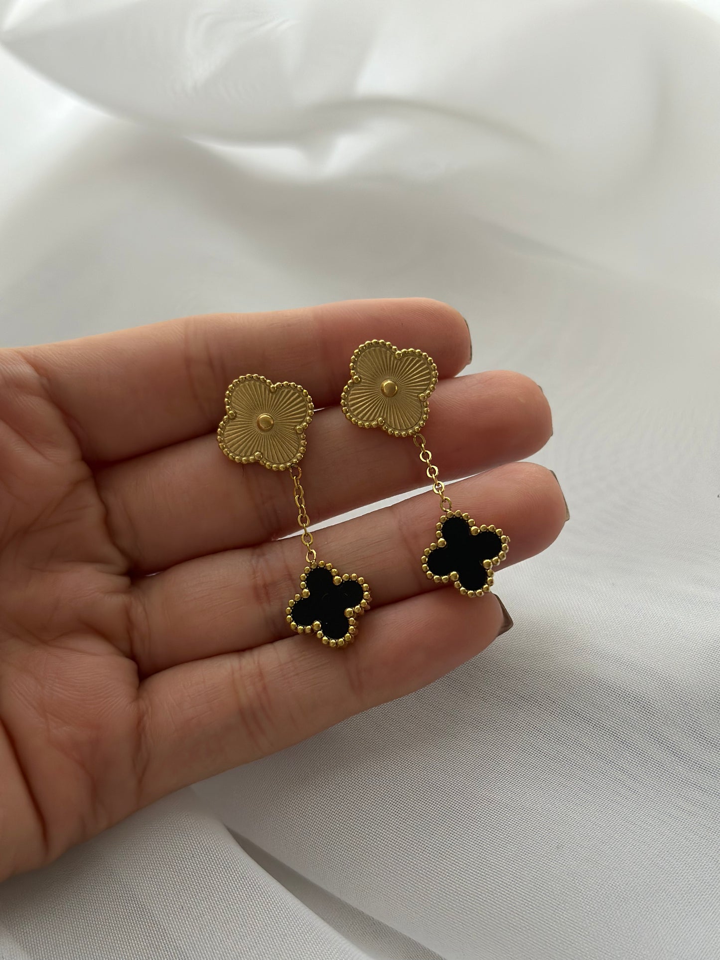 Double black clover earrings