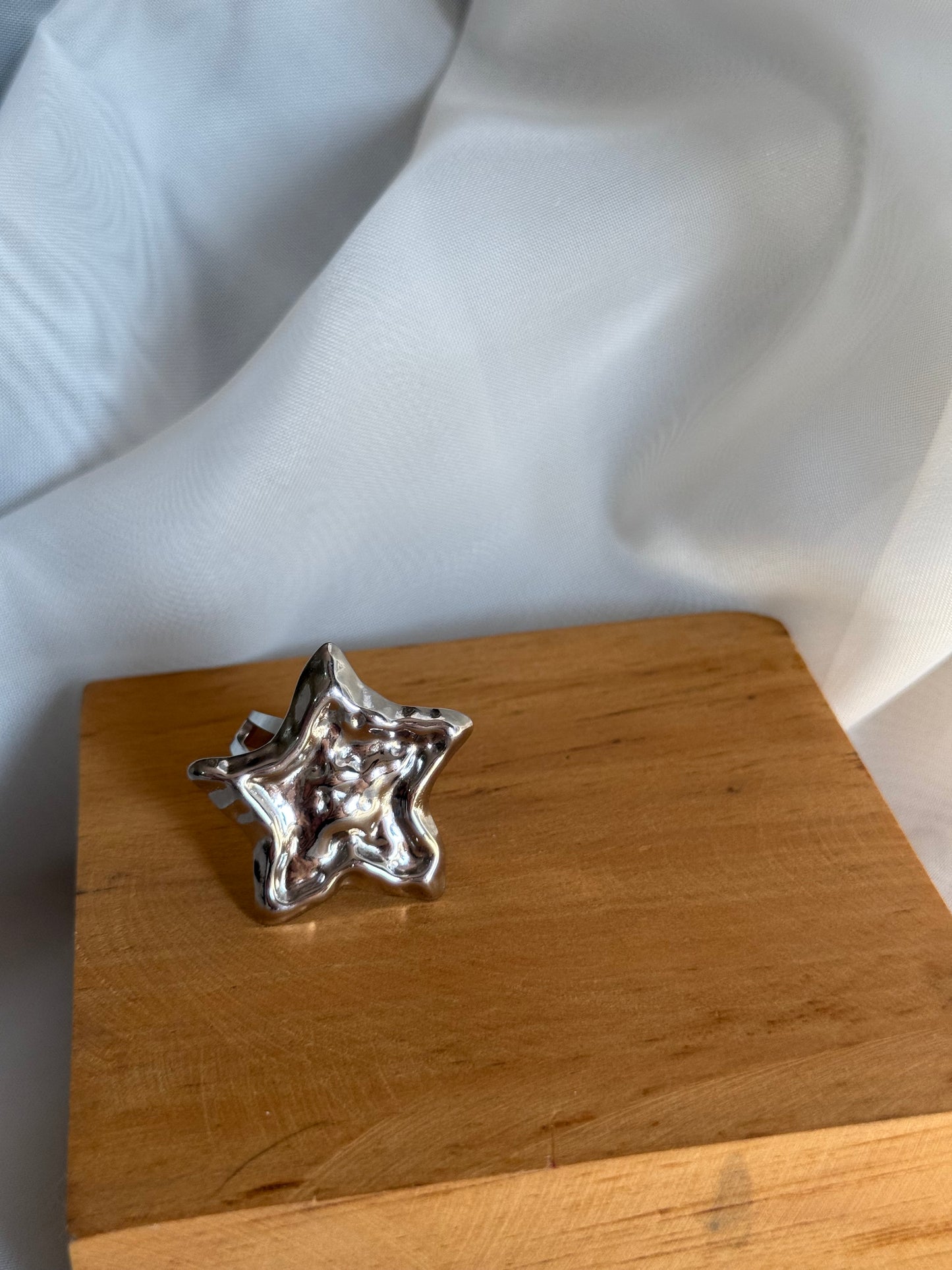 Chunky star ring- silver