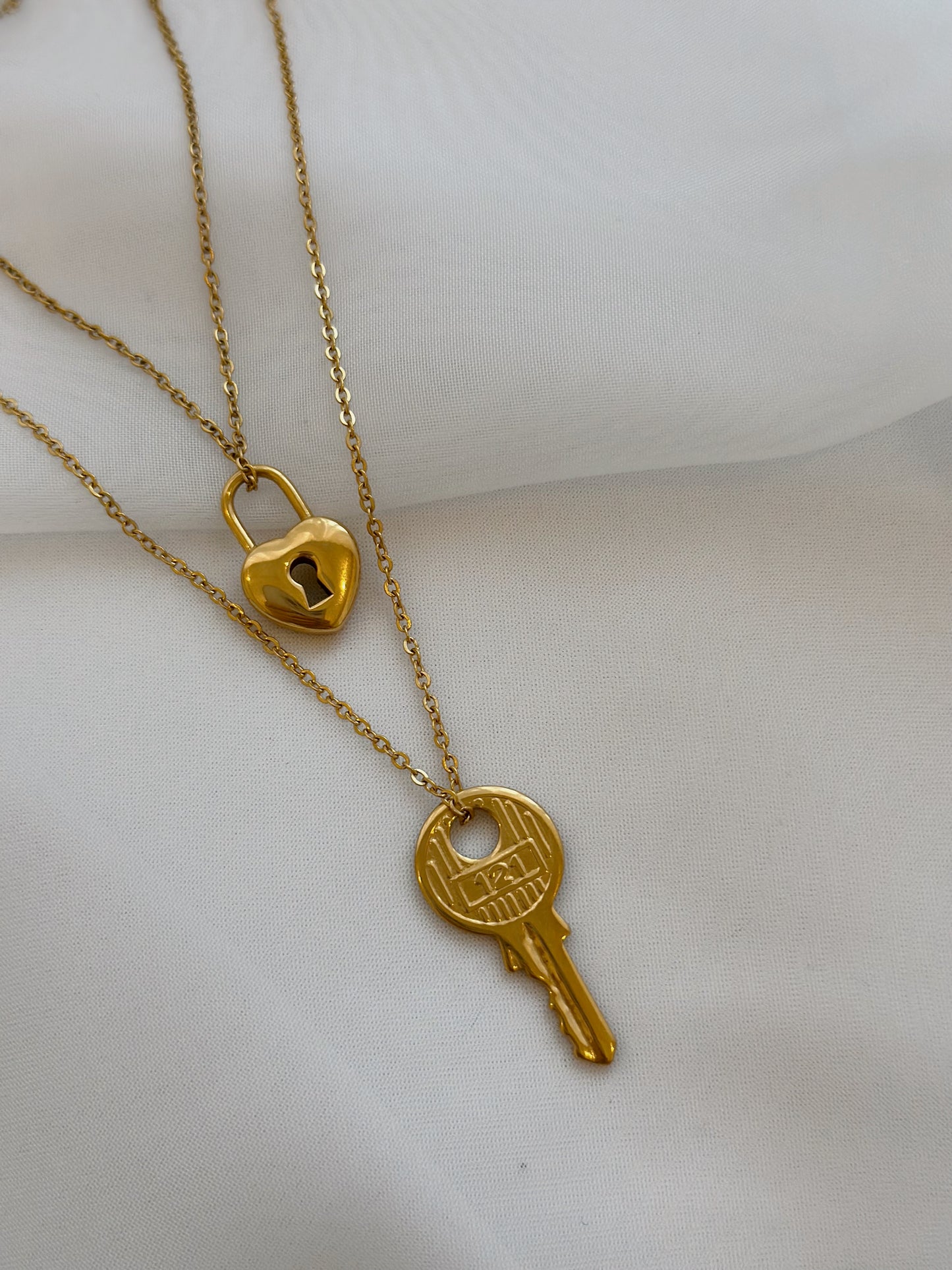 Locked heart double chain necklace