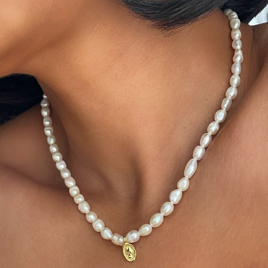 Pearl necklace