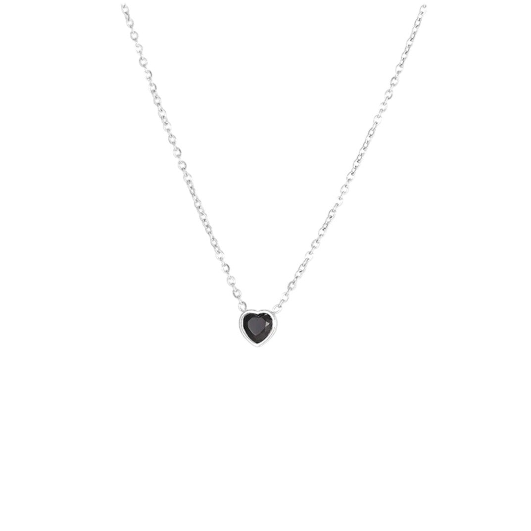 Black heart necklace